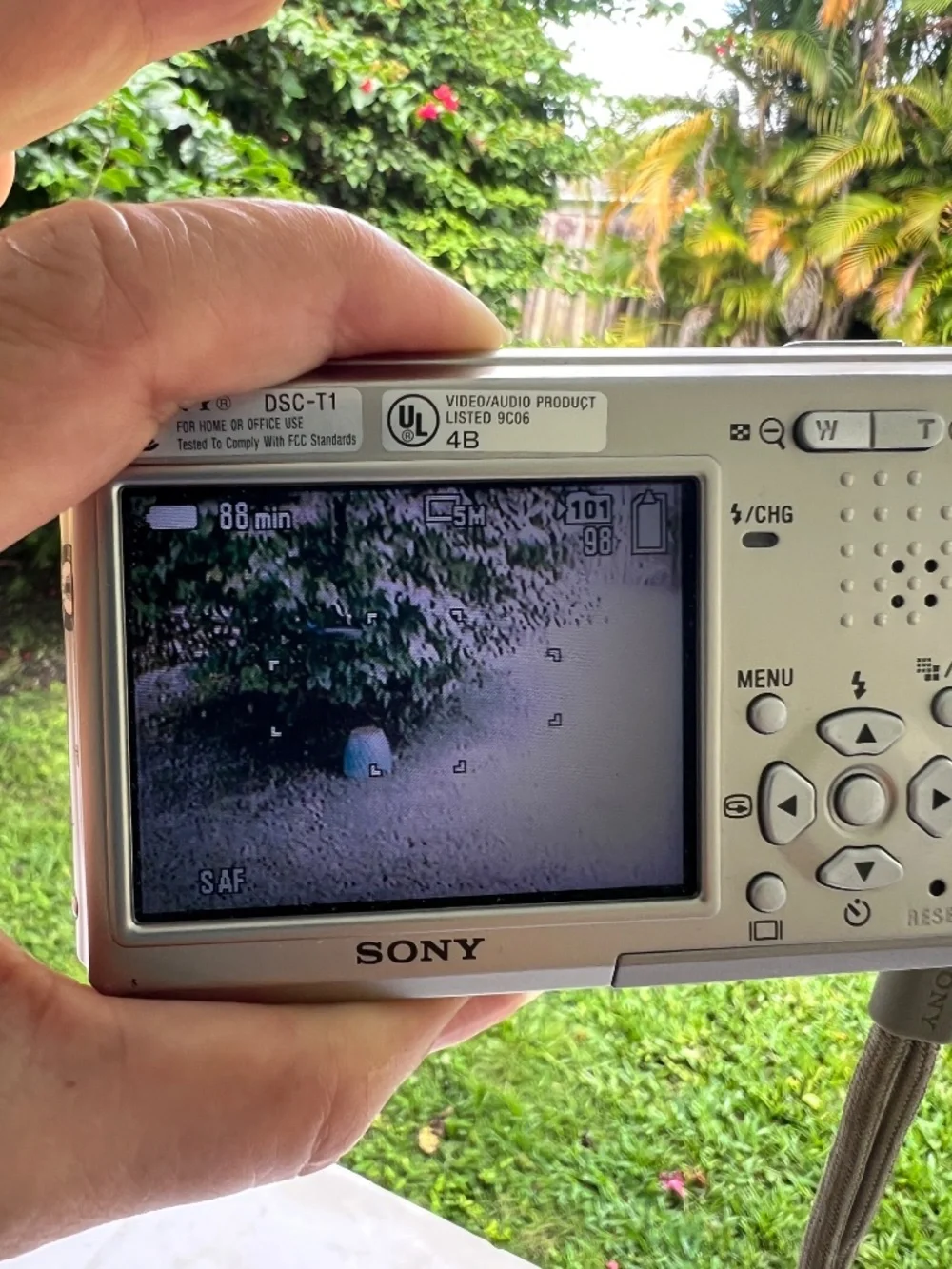 Sony Cyber-shot DSC-T1  5 MP Underwater Camera with Marine Pack Housing